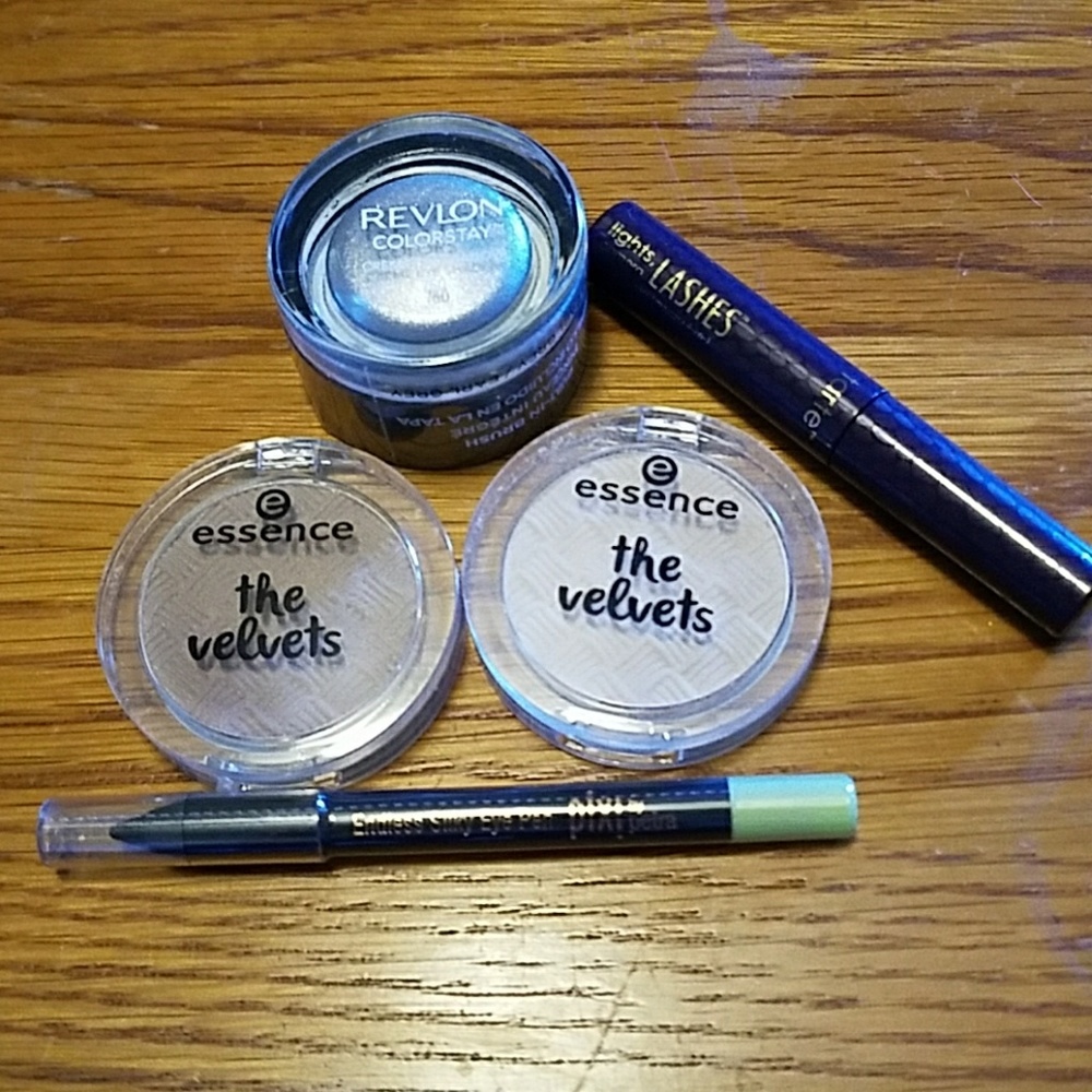 Eyeshadow bundle